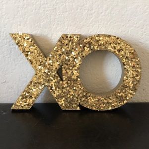 VALENTINES DAY// XO Decor